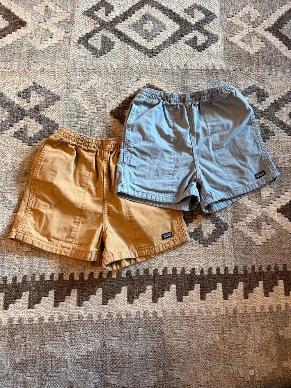 Set of 2 kids Patagonia shorts size 5T